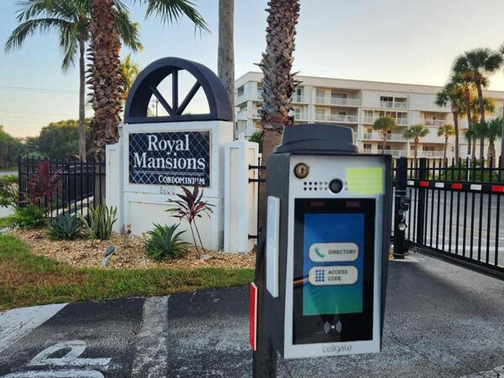 8600 Ridgewood Avenue, Cape Canaveral, FL 32920