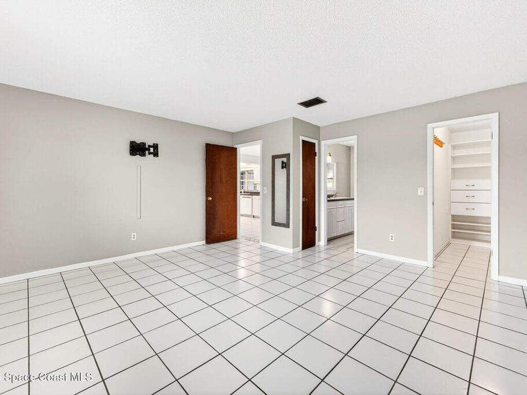 250 Sheridan Avenue, Satellite Beach, FL 32937