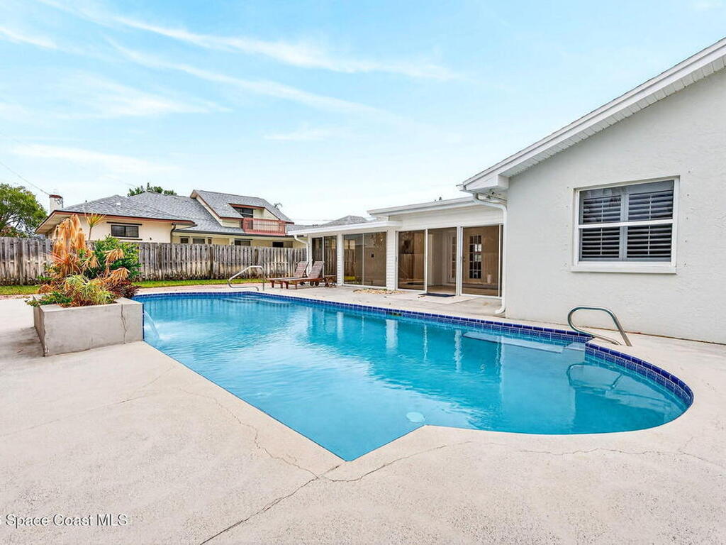 250 Sheridan Avenue, Satellite Beach, FL 32937