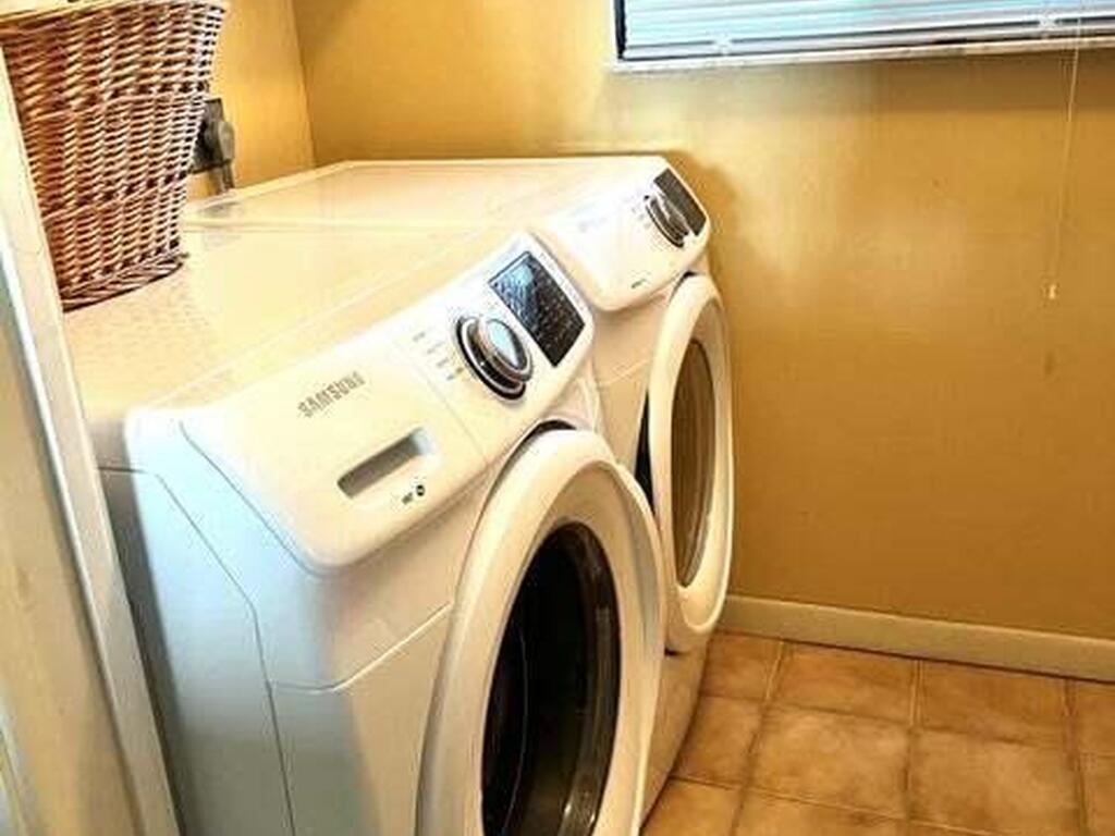 555 Jackon Avenue, Cape Canaveral, FL 32920