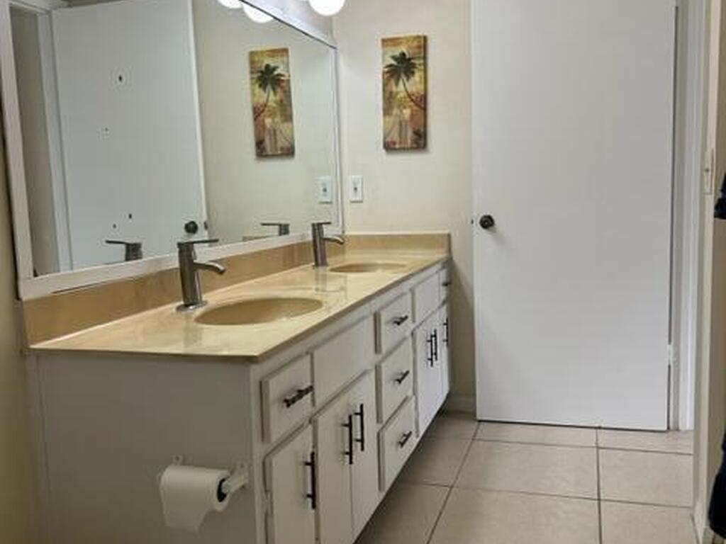 3060 N Atlantic Avenue, Cocoa Beach, FL 32931