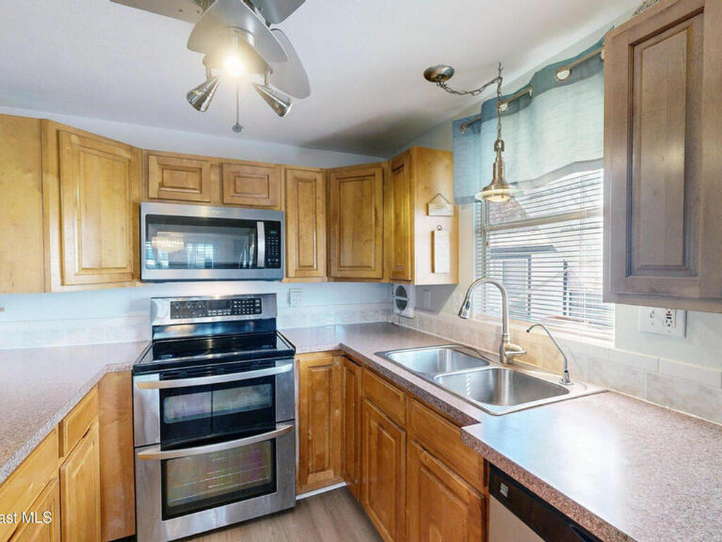 1819 Sago Palm Street, Palm Bay, FL 32905