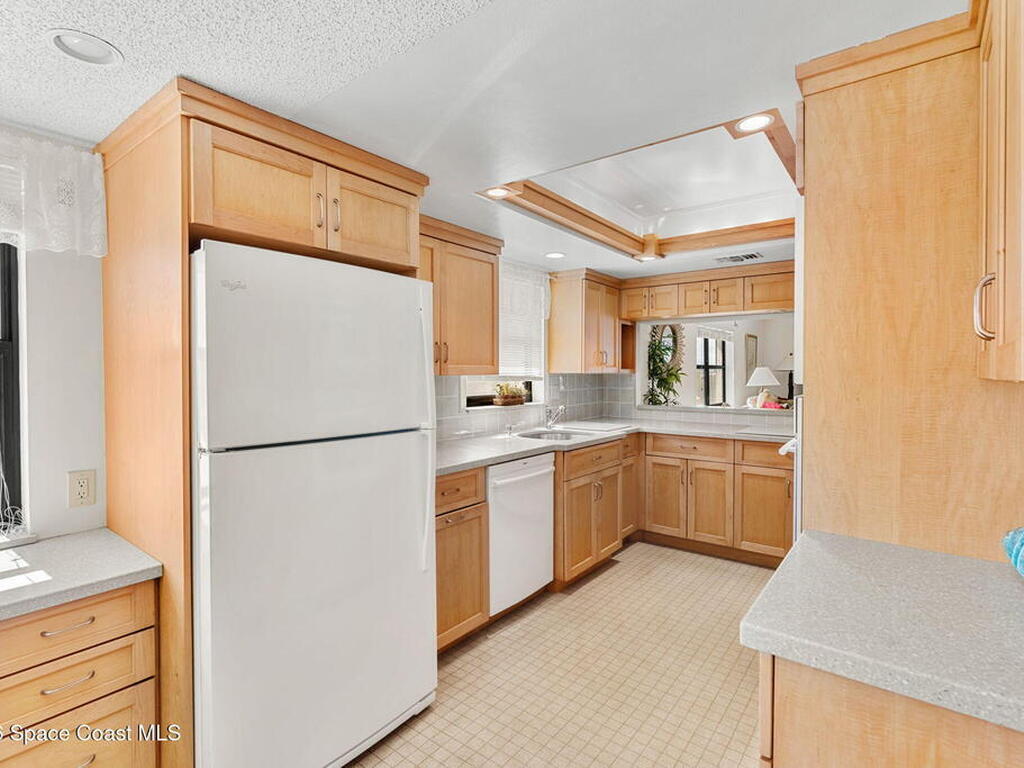 3165 N Atlantic Avenue, Cocoa Beach, FL 32931