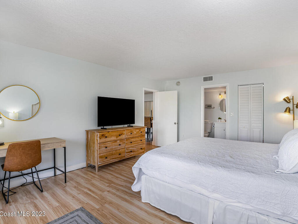 7400 Ridgewood Avenue, Cape Canaveral, FL 32920