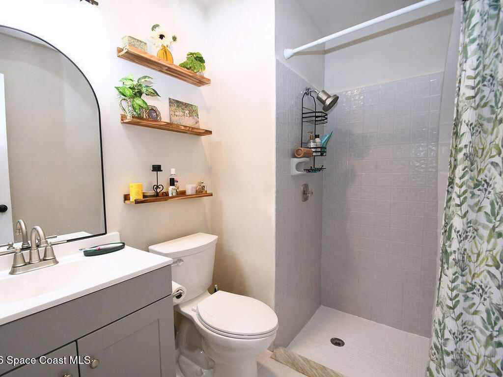 822 Brow Court, Palm Bay, FL 32905