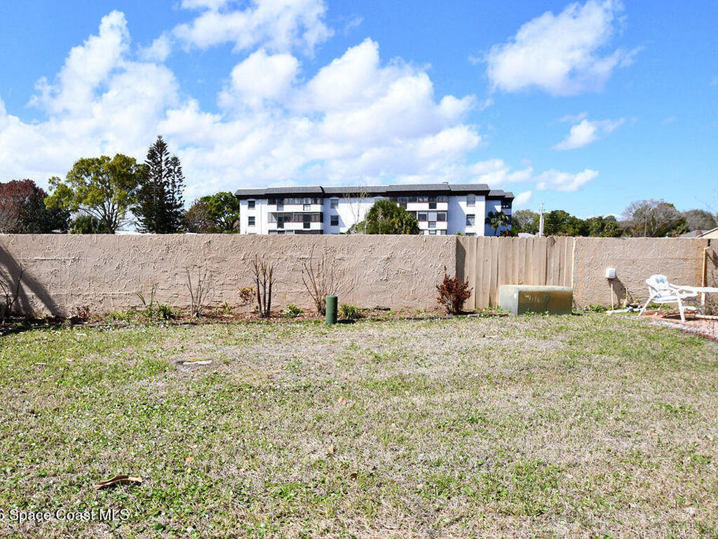 822 Brow Court, Palm Bay, FL 32905