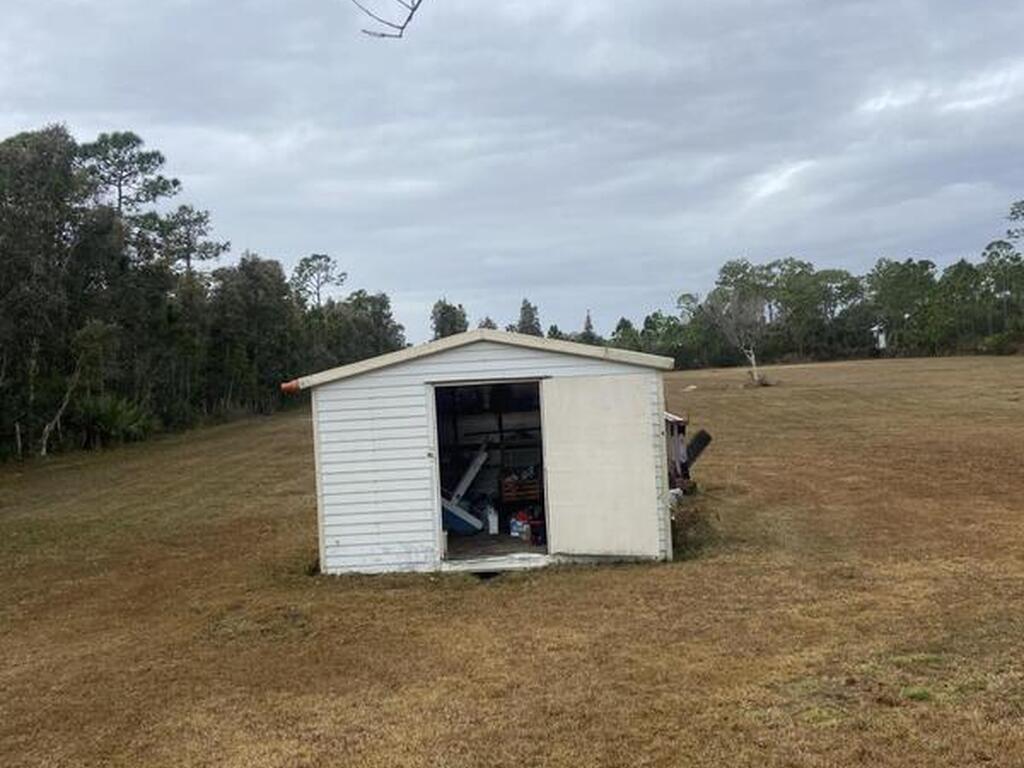 2630 Waring Lane, Malabar, FL 32950