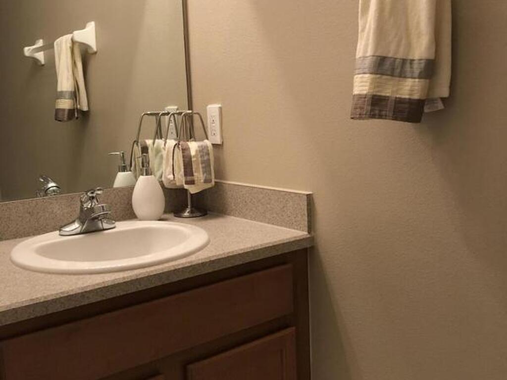 2570 Revolution Street, Melbourne, FL 32935