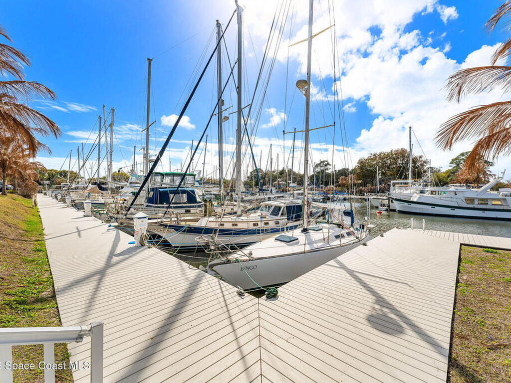 2730 Cutlass Point Lane, Merritt Island, FL 32953