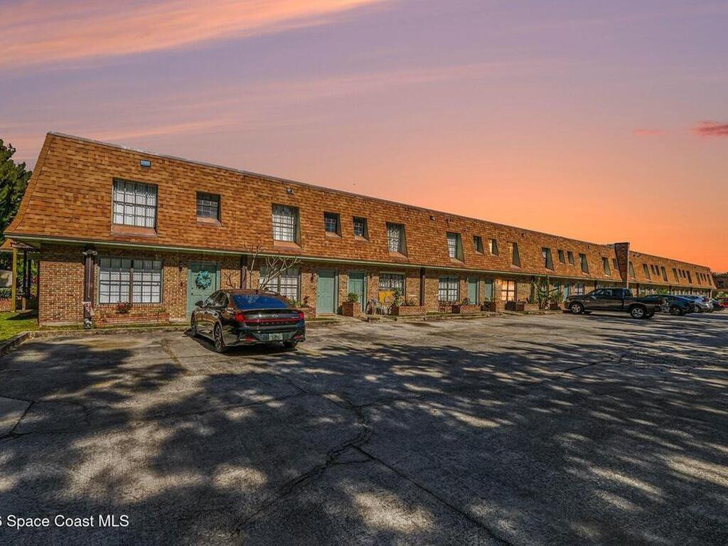 1300 Arlington Lane, Palm Bay, FL 32905