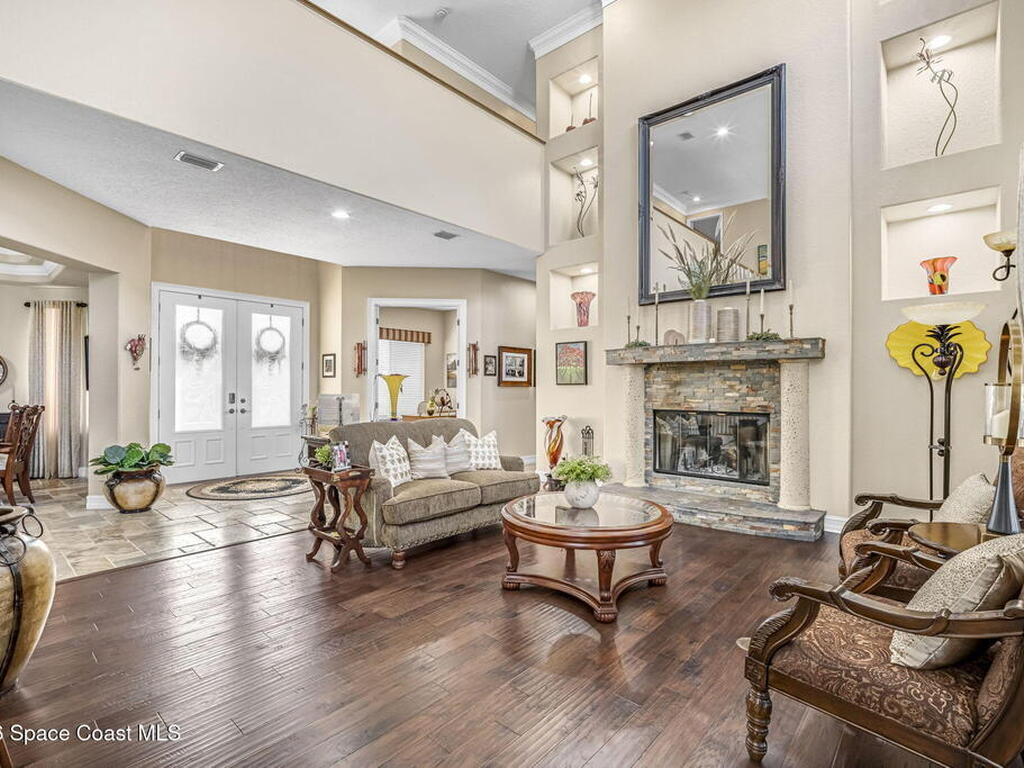 450 E Hall Road, Merritt Island, FL 32953