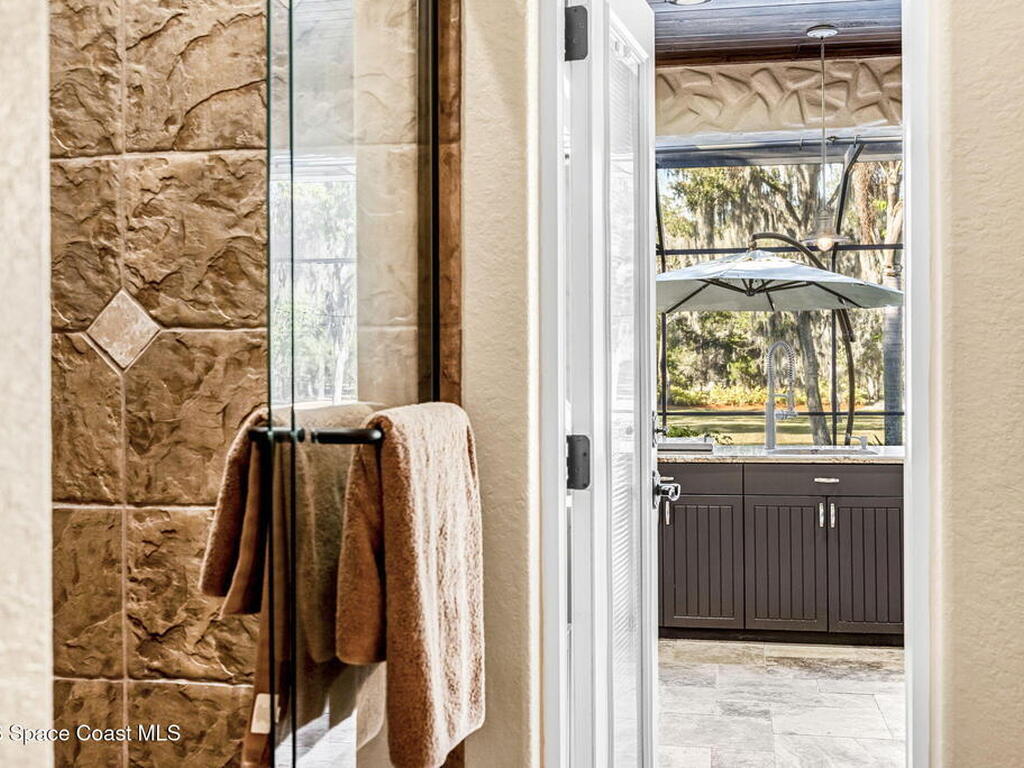 450 E Hall Road, Merritt Island, FL 32953