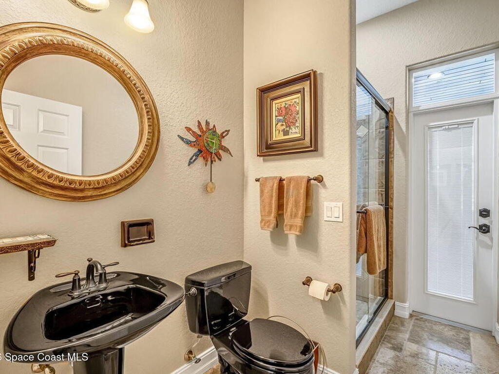 450 E Hall Road, Merritt Island, FL 32953