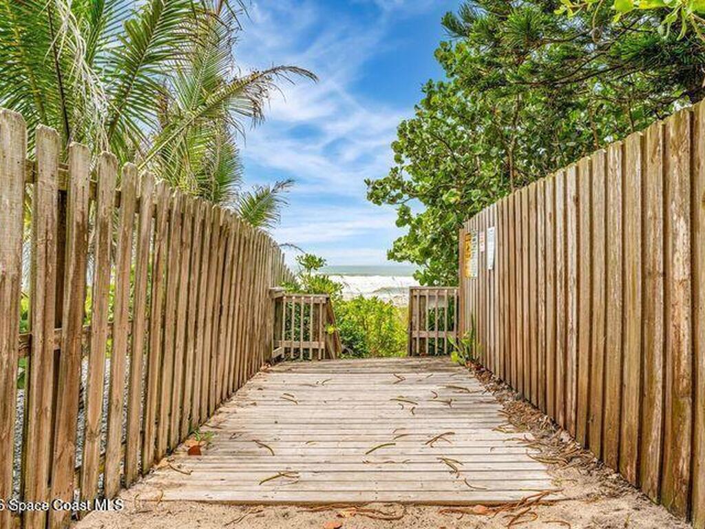 300 Oak Street, Melbourne Beach, FL 32951
