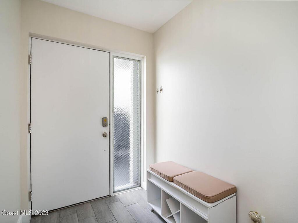 190 Seminole Lane, Cocoa Beach, FL 32931