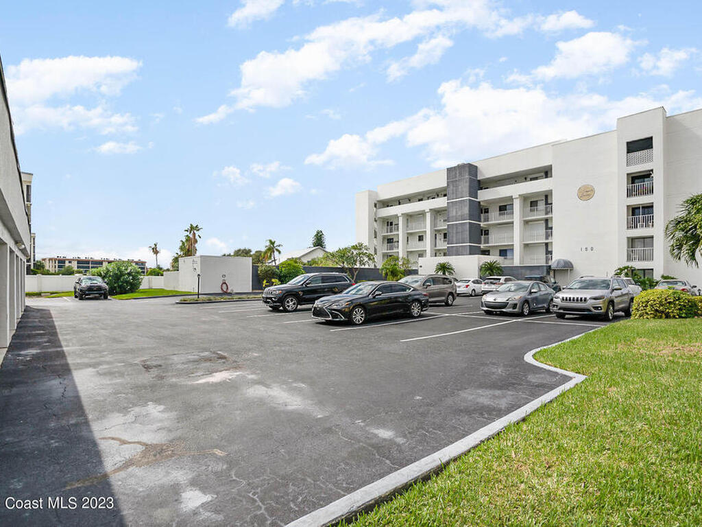 190 Seminole Lane, Cocoa Beach, FL 32931