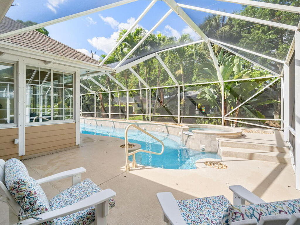 137 38th Court, Vero Beach, FL 32968