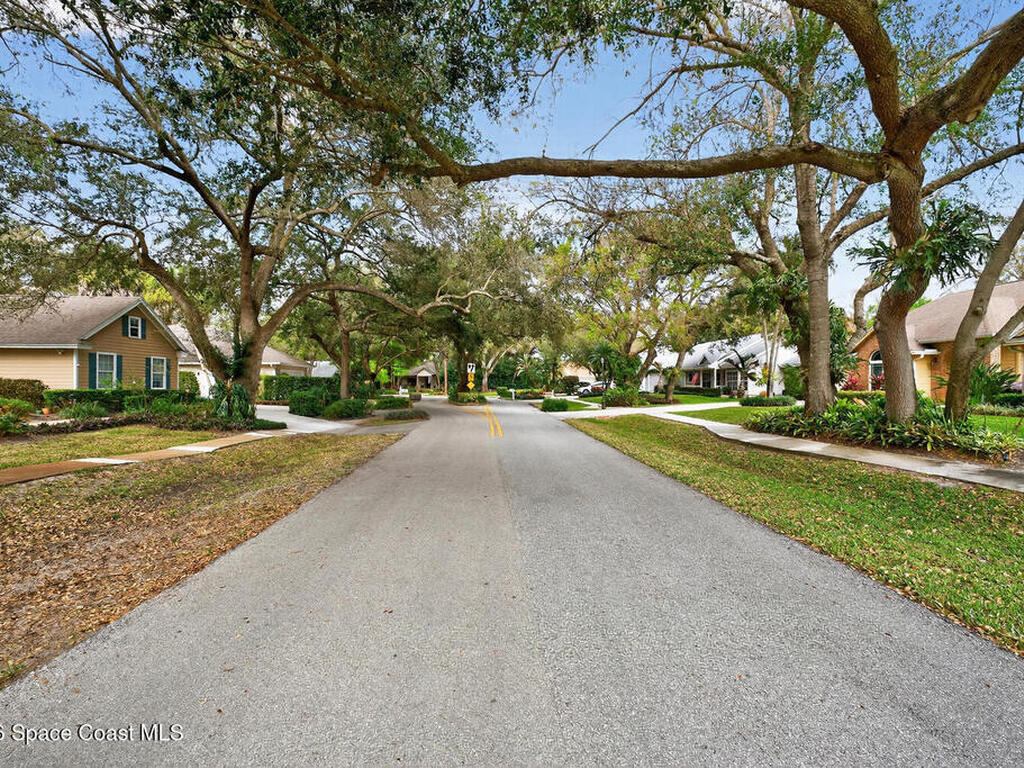 137 38th Court, Vero Beach, FL 32968
