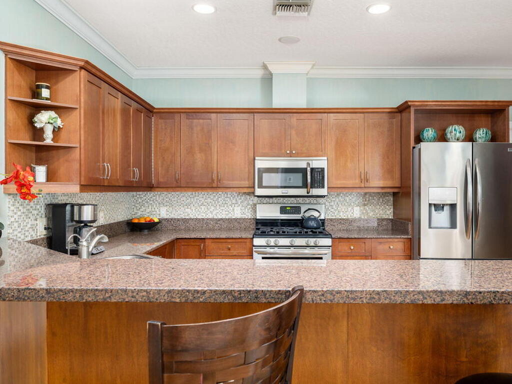 137 38th Court, Vero Beach, FL 32968