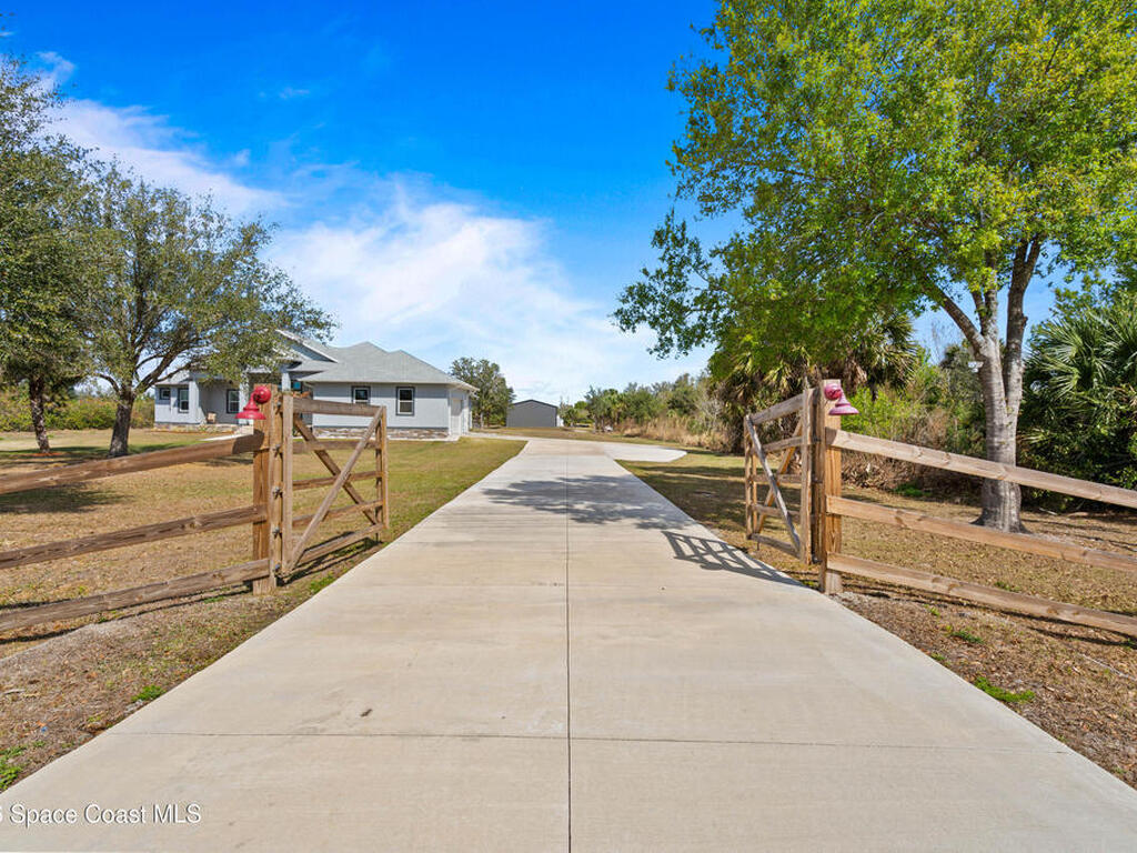 340 Stallion Street, Palm Bay, FL 32909