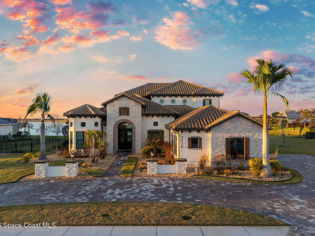 3638 Lake Adelaide Place, Rockledge, FL 32955