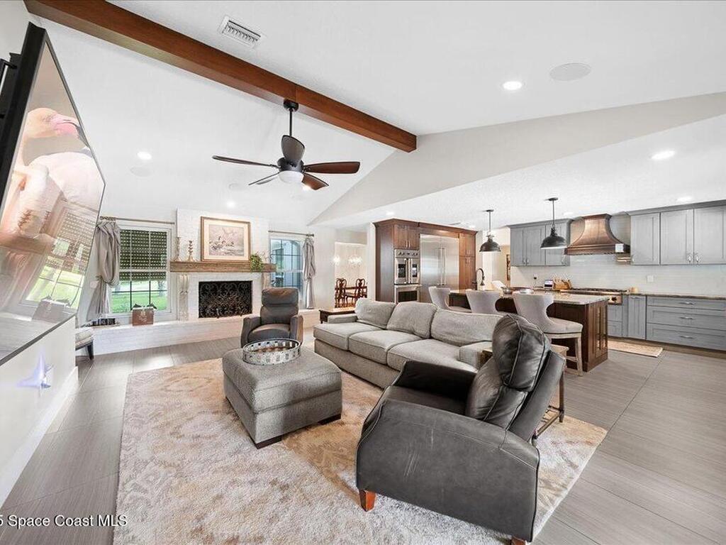 5685 Lake Washington Road, Melbourne, FL 32934