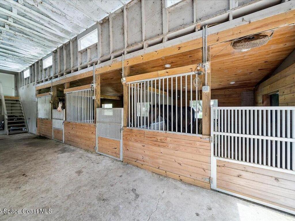 5685 Lake Washington Road, Melbourne, FL 32934