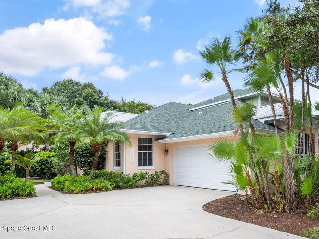 1639 Baseline Lane, Vero Beach, FL 32967