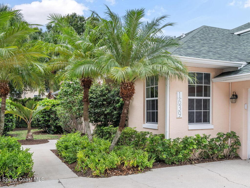 1639 Baseline Lane, Vero Beach, FL 32967