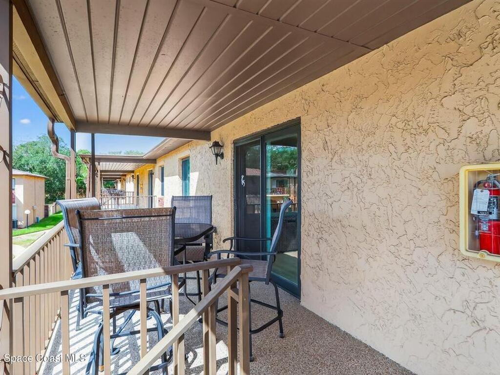 255 San Paulo Circle, West Melbourne, FL 32904