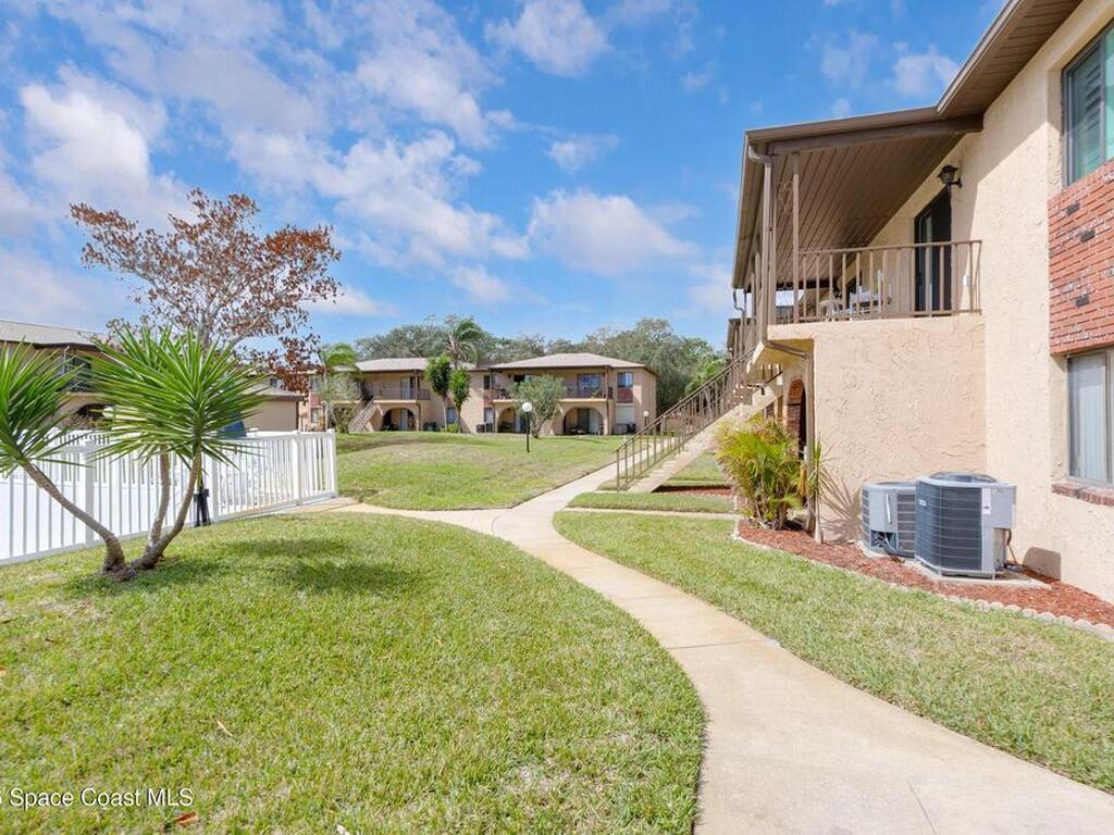 255 San Paulo Circle, West Melbourne, FL 32904