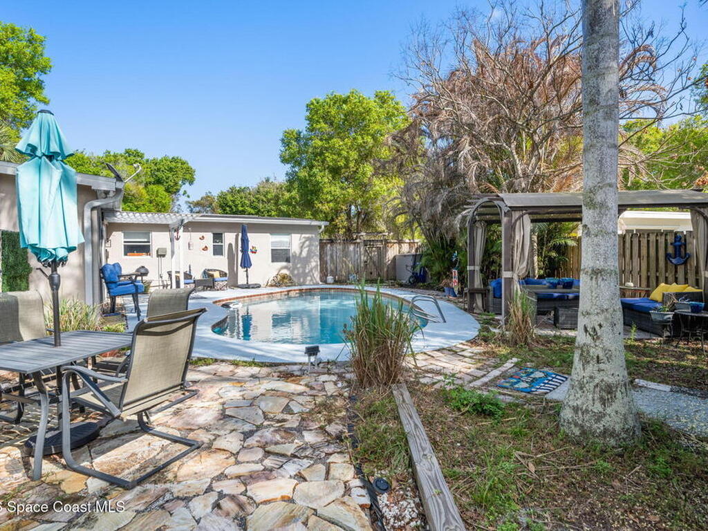 1875 31st Avenue, Vero Beach, FL 32960