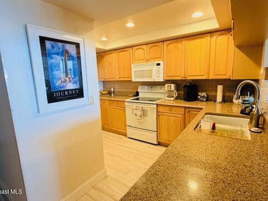 1860 N Atlantic Avenue, Cocoa Beach, FL 32931