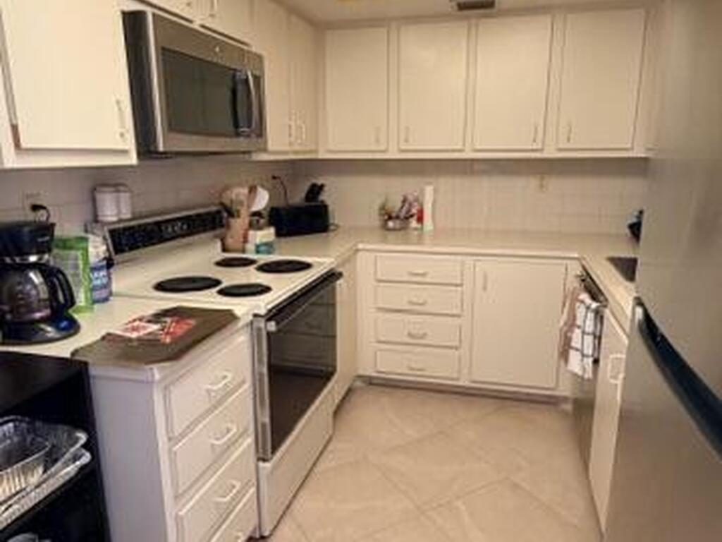 2100 N Atlantic Avenue, Cocoa Beach, FL 32931