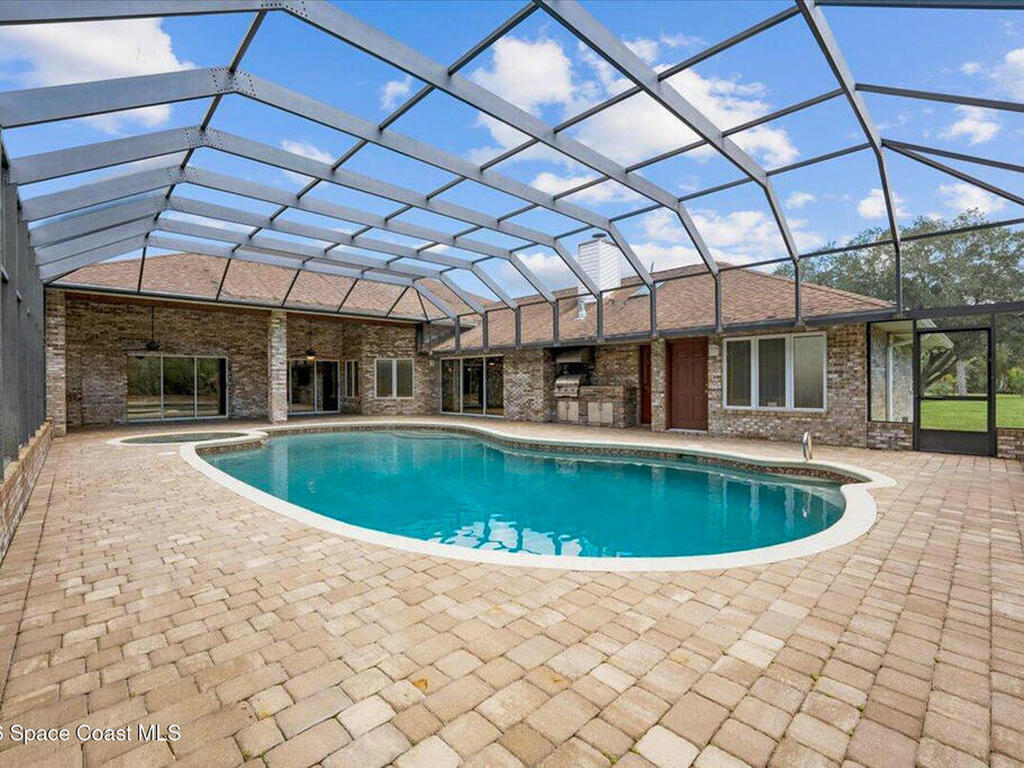 1711 Flamevine Place, Malabar, FL 32950