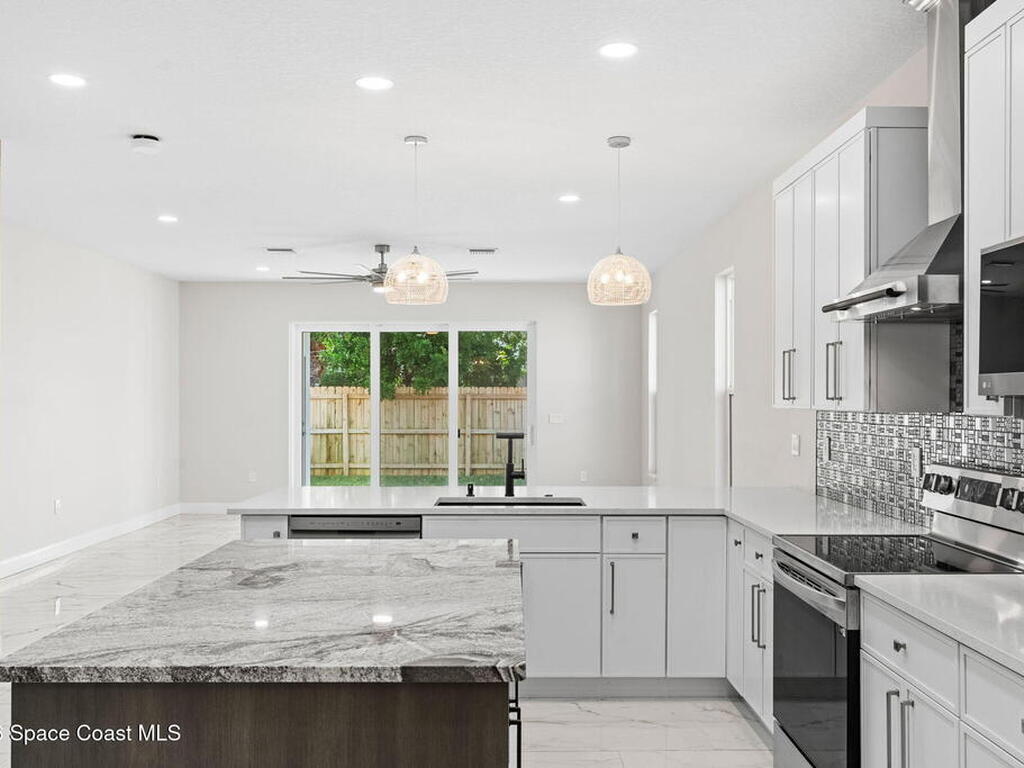 119 Jefferson Avenue, Cape Canaveral, FL 32920