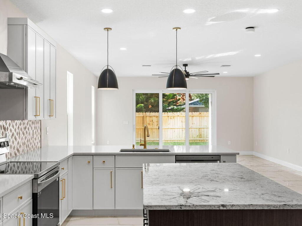 119 Jefferson Avenue, Cape Canaveral, FL 32920