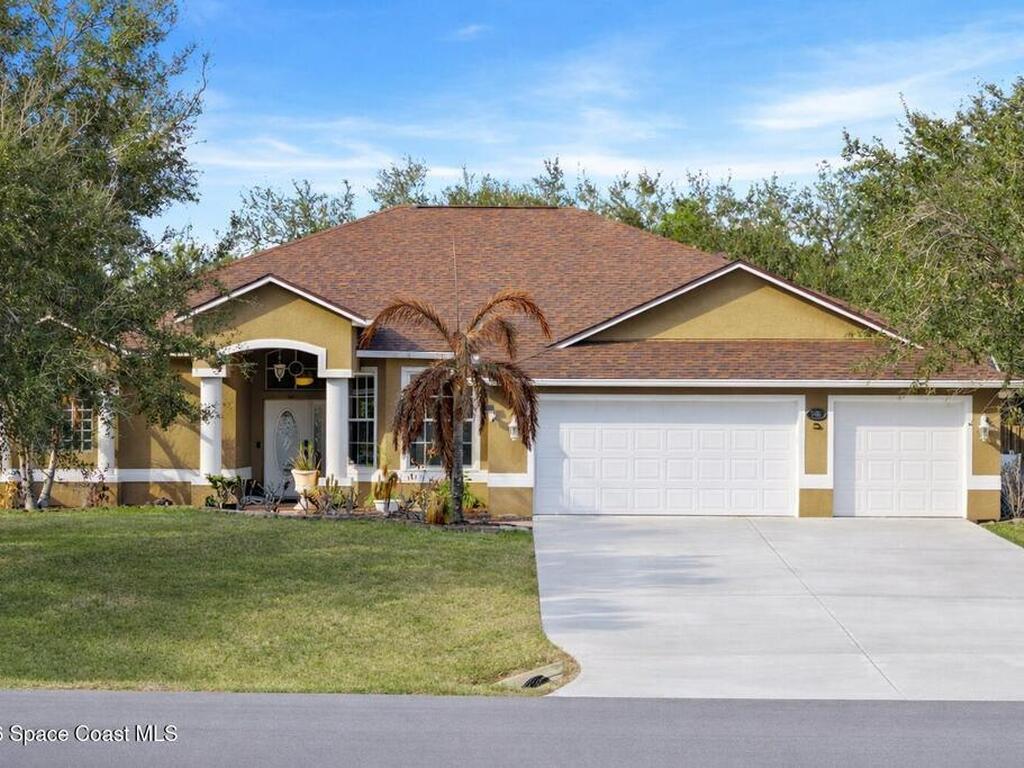 1820 Kara Place, Palm Bay, FL 32908