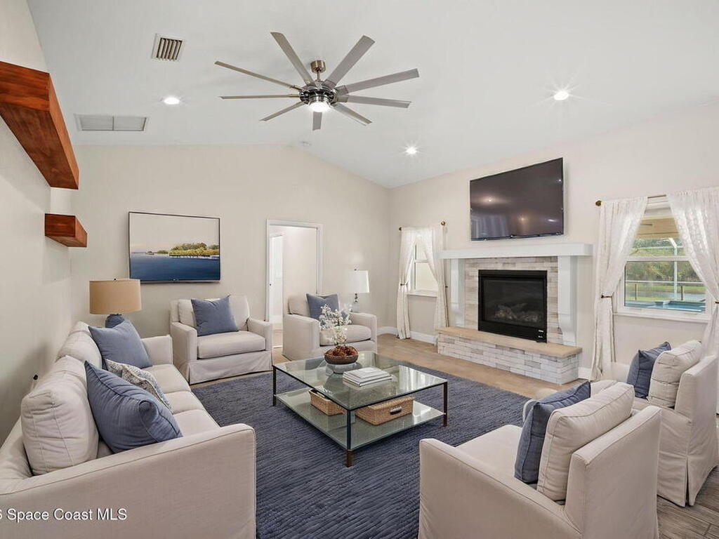 704 Osmosis Drive, Palm Bay, FL 32908