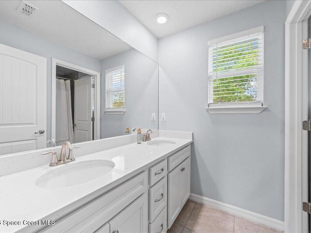 800 Lyons Circle, Palm Bay, FL 32907