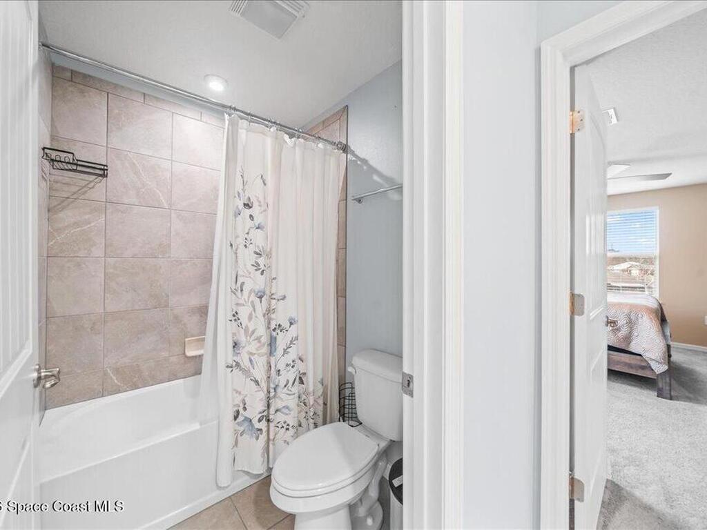 800 Lyons Circle, Palm Bay, FL 32907