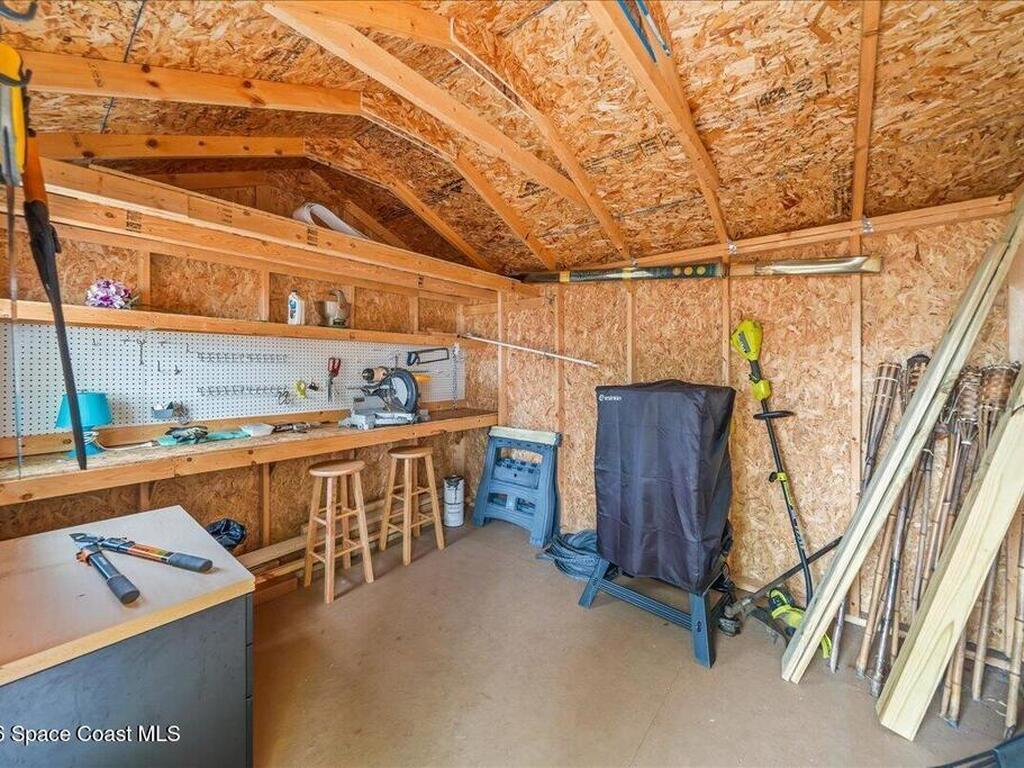 800 Lyons Circle, Palm Bay, FL 32907