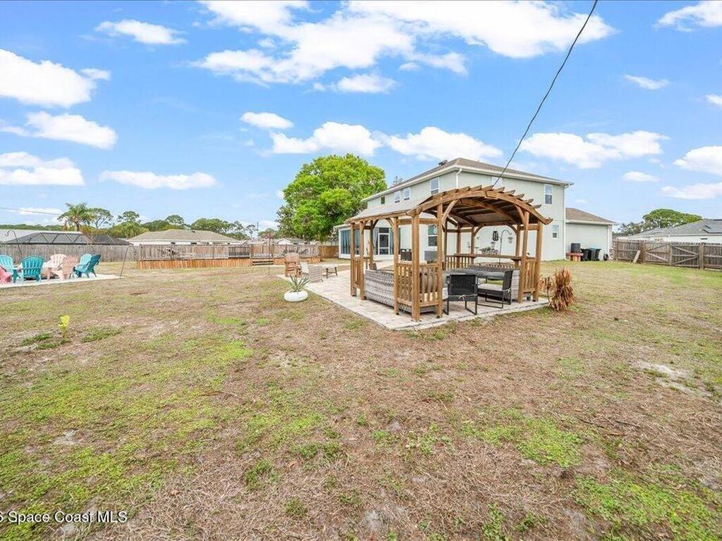 800 Lyons Circle, Palm Bay, FL 32907