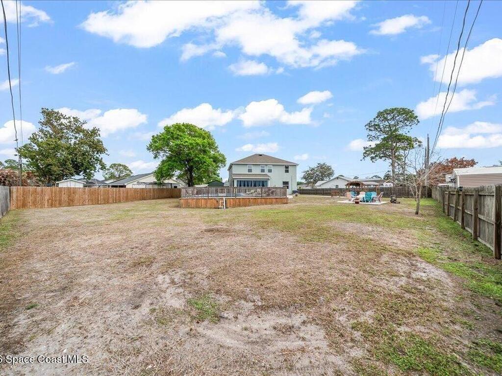 800 Lyons Circle, Palm Bay, FL 32907