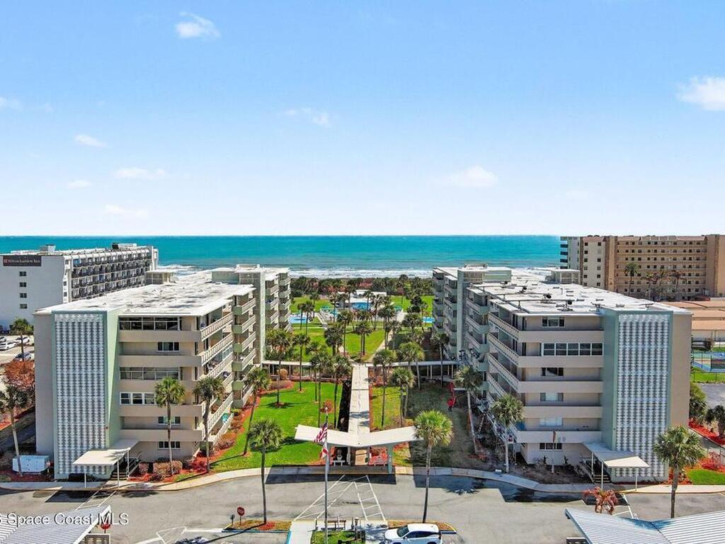 2020 N Atlantic Avenue, Cocoa Beach, FL 32931