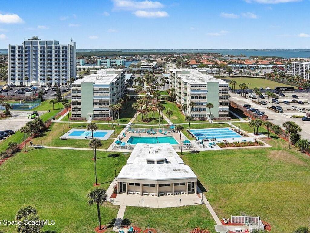 2020 N Atlantic Avenue, Cocoa Beach, FL 32931