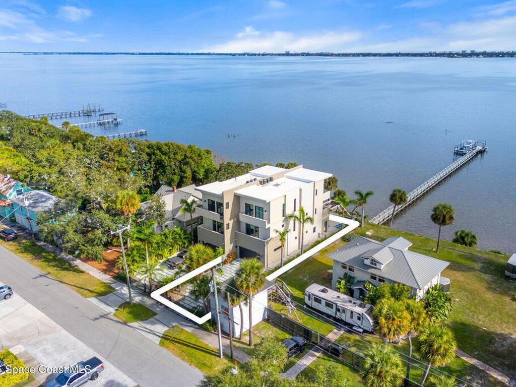 1809 Riverview Drive, Melbourne, FL 32901