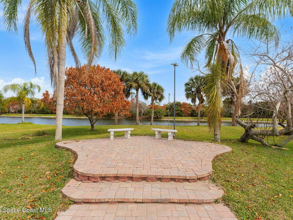 5137 Royal Paddock Way, Merritt Island, FL 32953