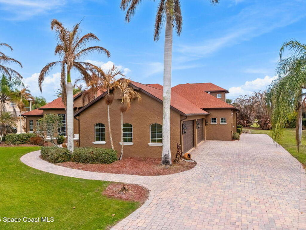 5137 Royal Paddock Way, Merritt Island, FL 32953