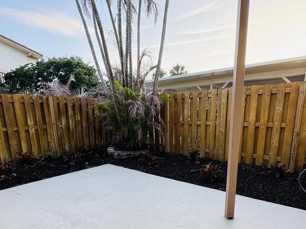 200 S Banana River Boulevard, Cocoa Beach, FL 32931